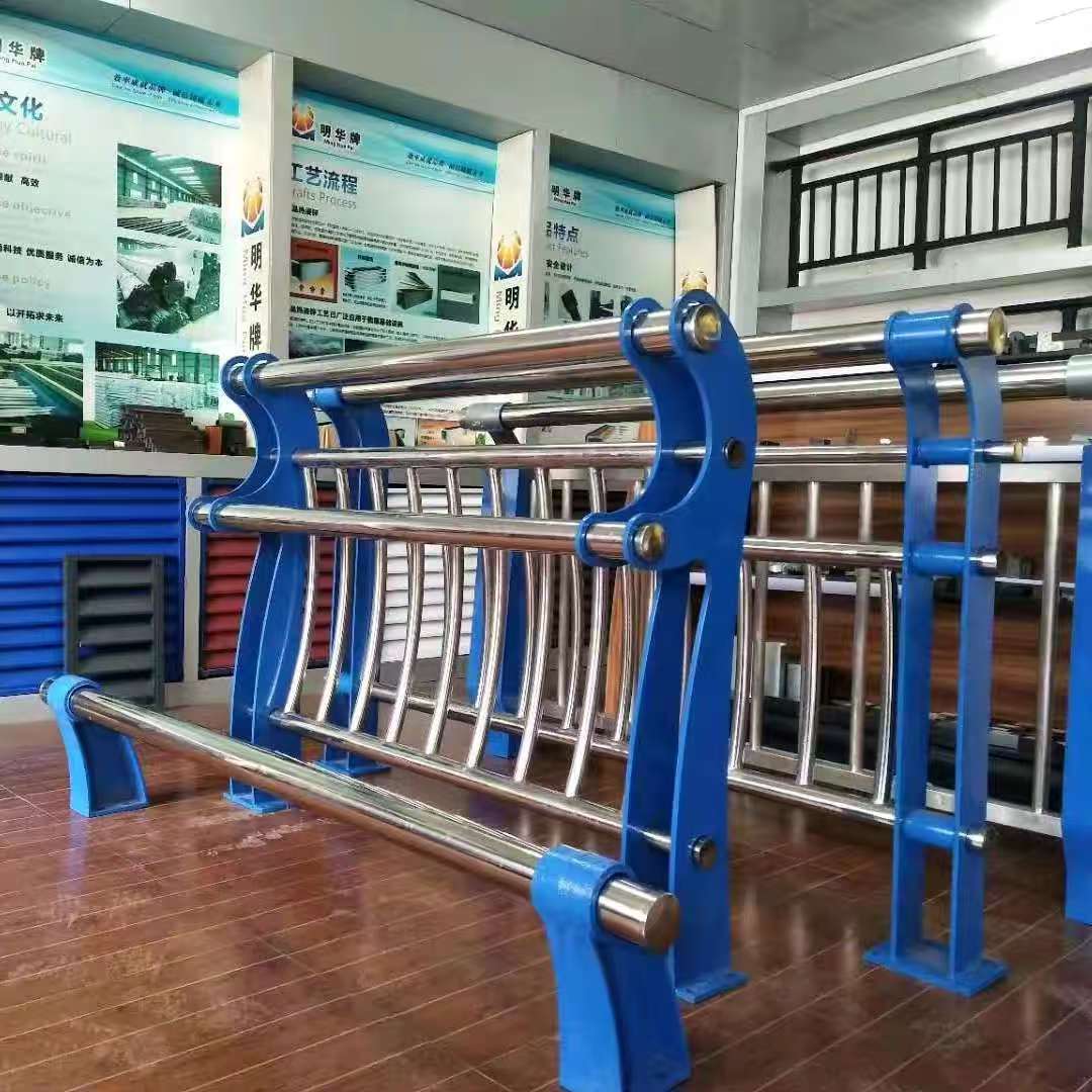 玉溪市不锈钢护栏桥梁护栏 - 方案